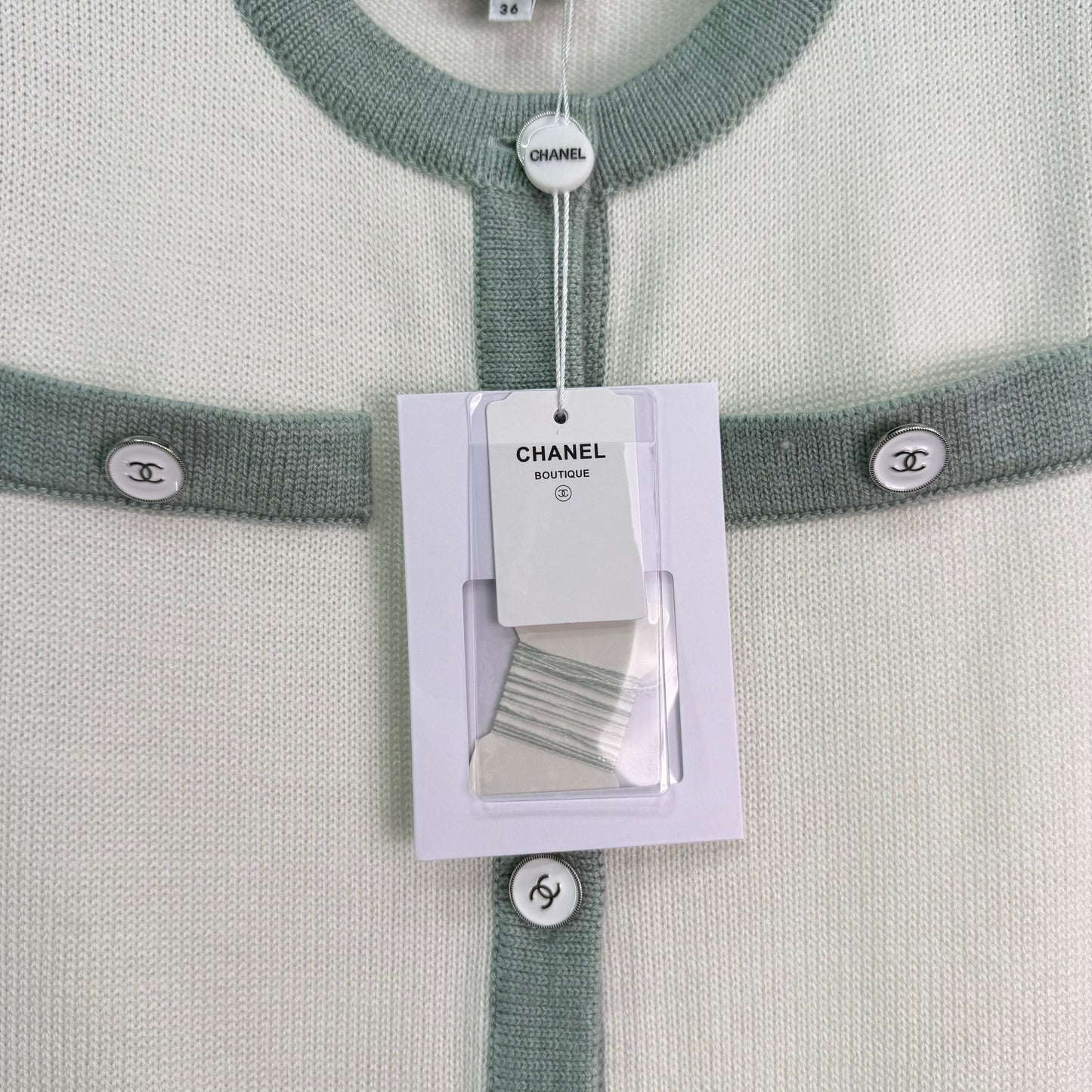 C 25Color Block Sleeveless Knit Vest