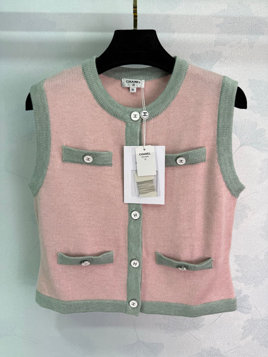 C 25Color Block Sleeveless Knit Vest