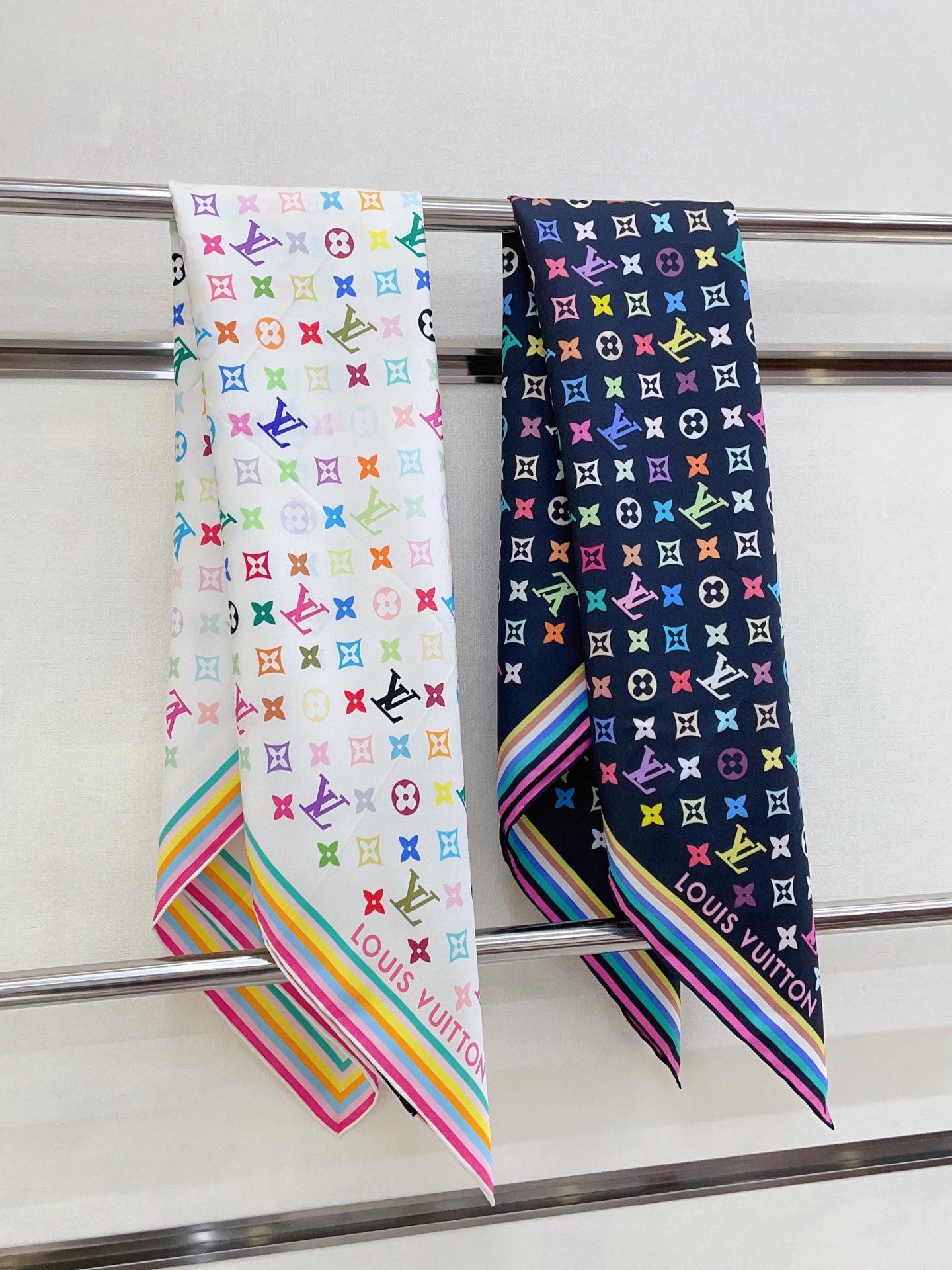 25 Summer New Twill Silk Square Scarf