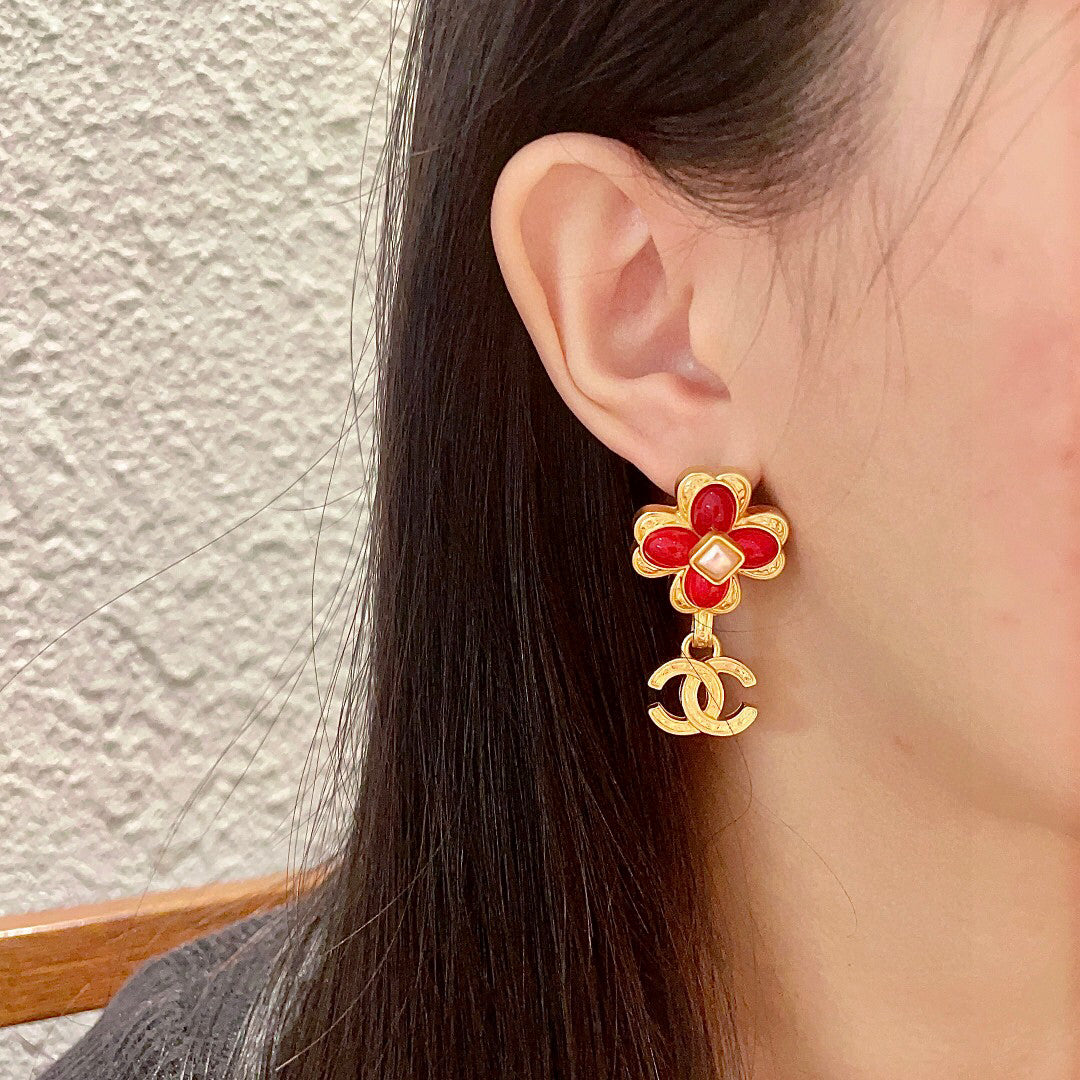C 25 Flower Earrings