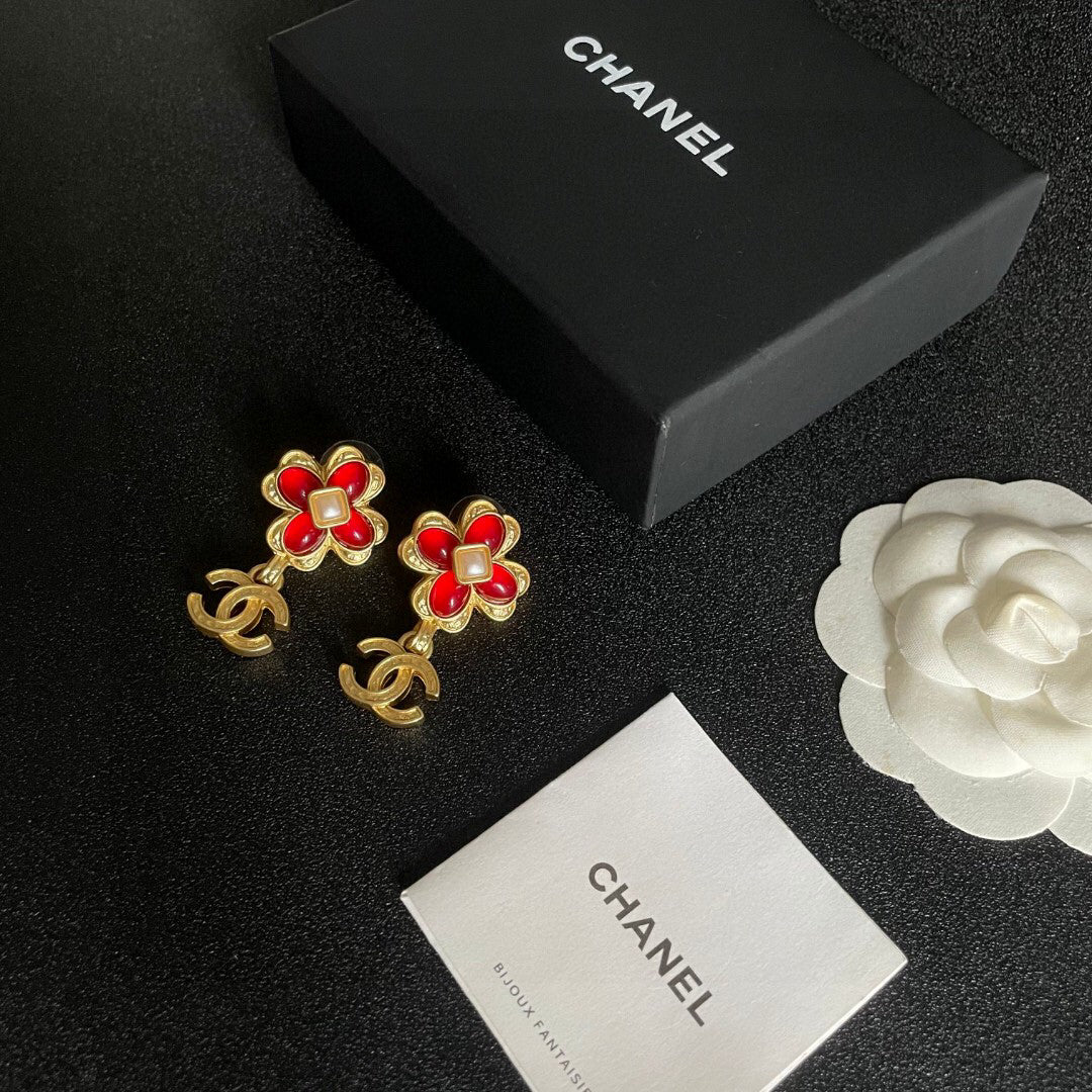 C 25 Flower Earrings