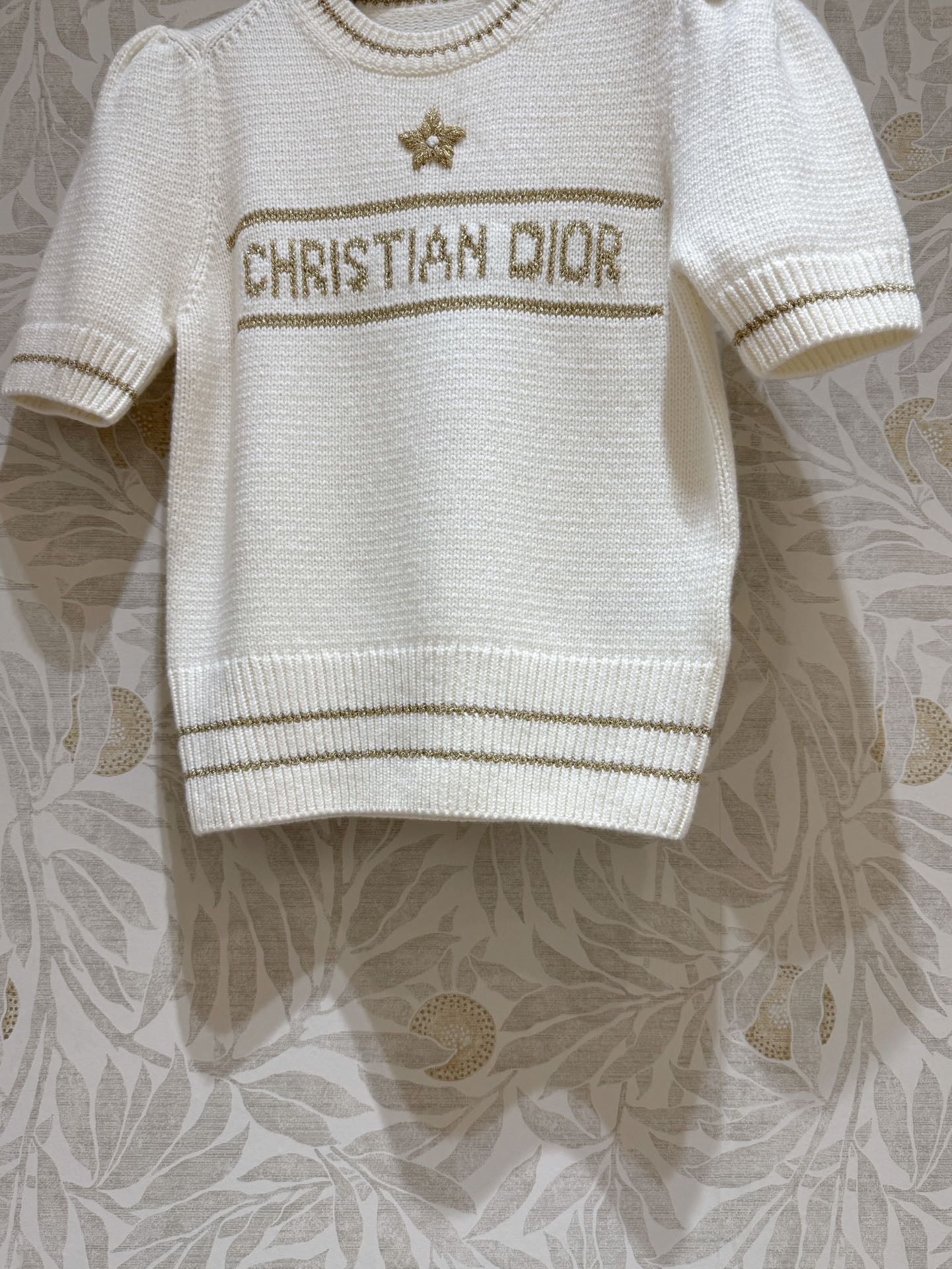 Di 25 Platinum Lucky Star Cashmere Wool Short Sleeve Sweater