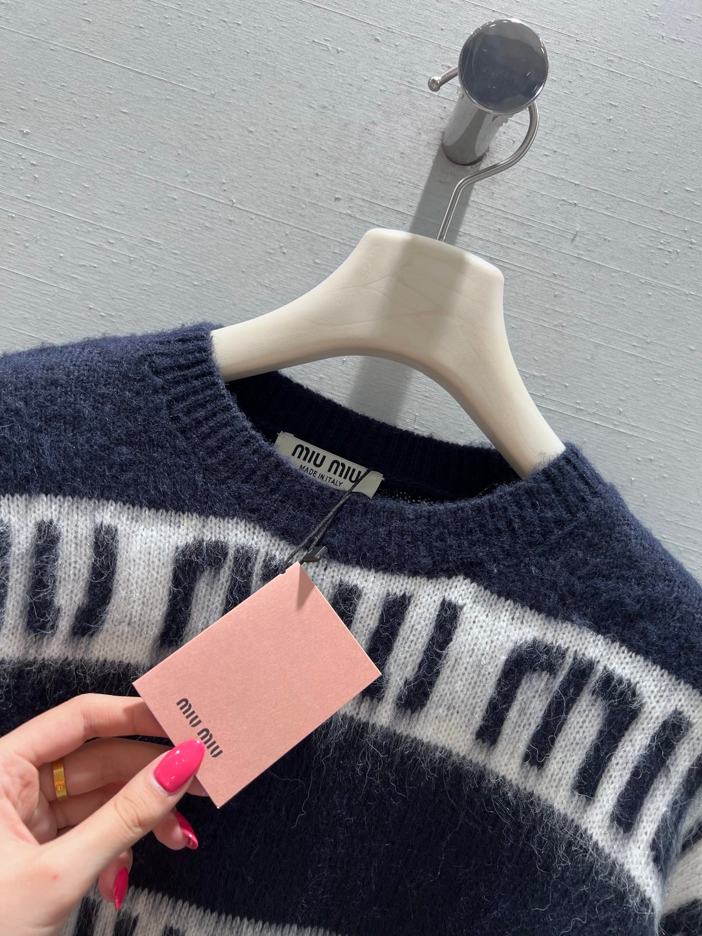 Mi 25 wool and cashmere sweaters