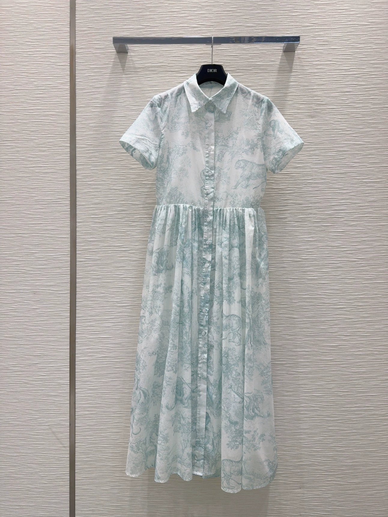 D 25 New Animal Jungle Print Single-breasted Lapel Short Sleeve Dress (With Inner Blouse)