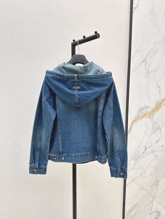 D 25 neue Jeansjacke mit Kapuze