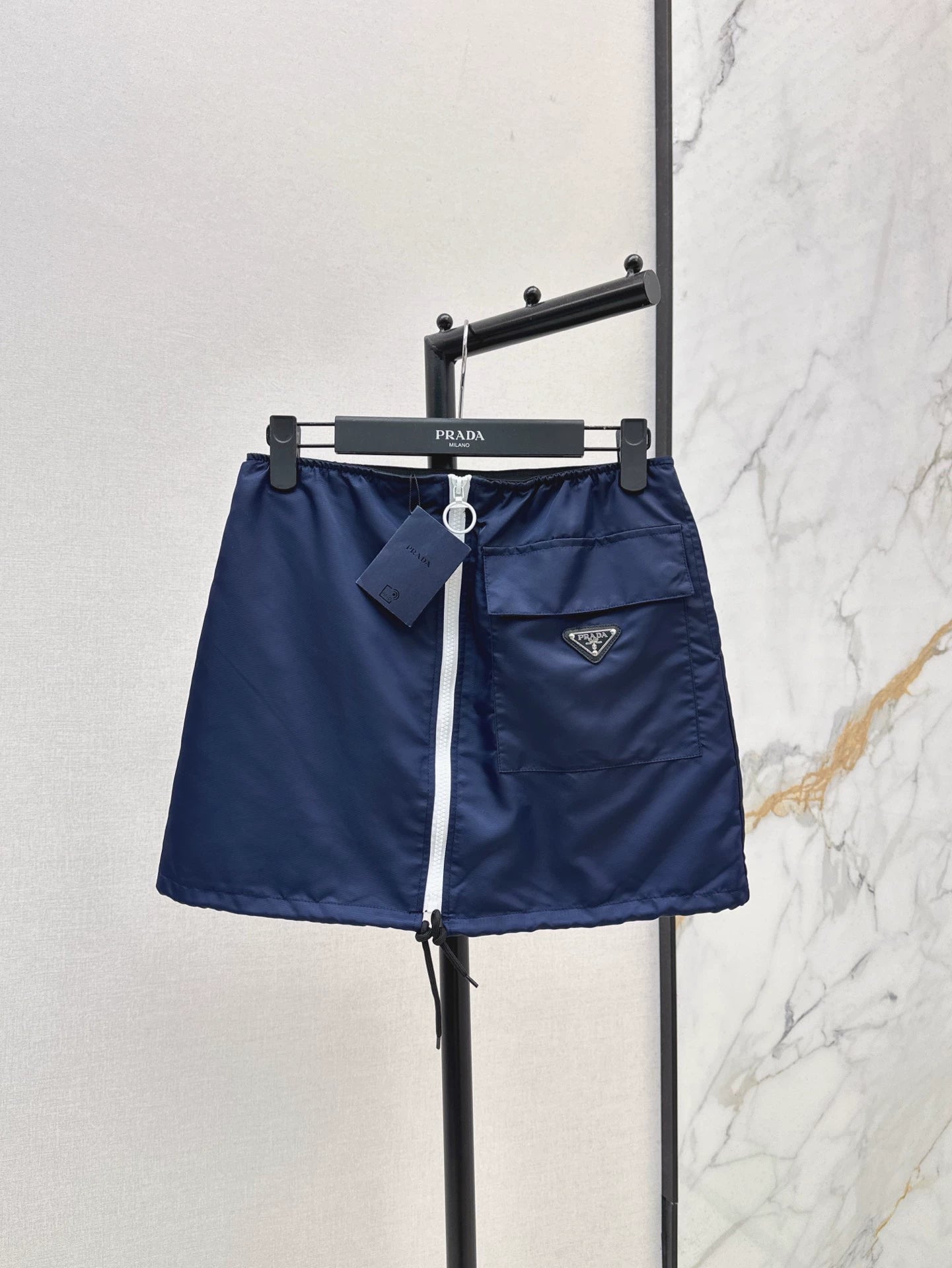 P 25 Spring/Summer New Fashionable Half Skirt