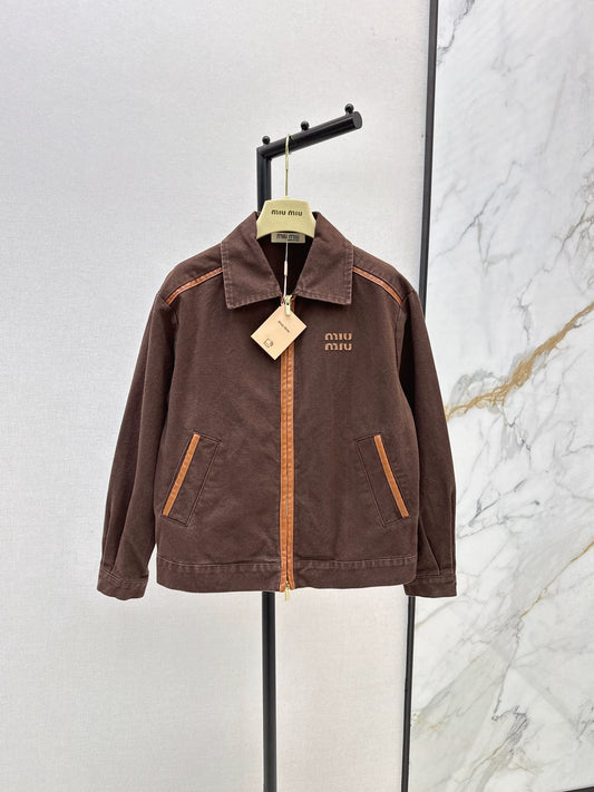 M 25 Braune Jeansjacke mit Lederdetails