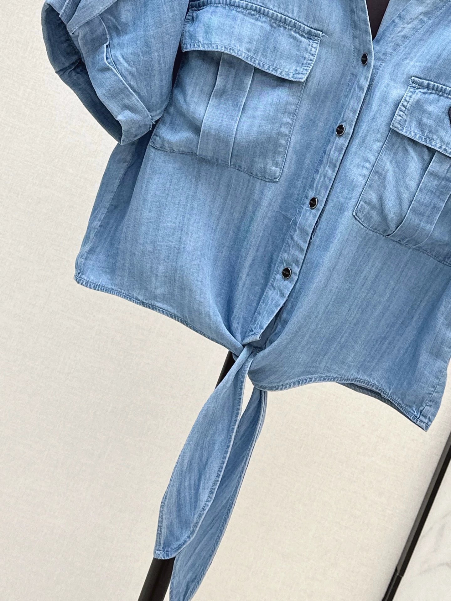 P Spring/Summer 25 Lace-up bow denim shirt
