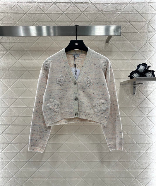 P 25fw Daunenjacke mit Kapuze