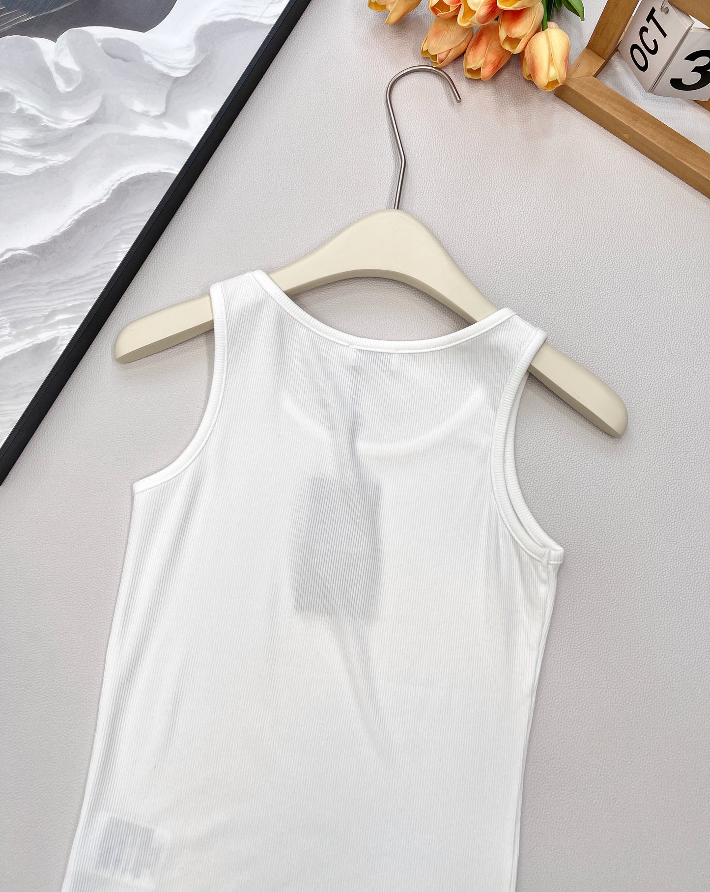 Y 25 logo print ribbed stretch vest