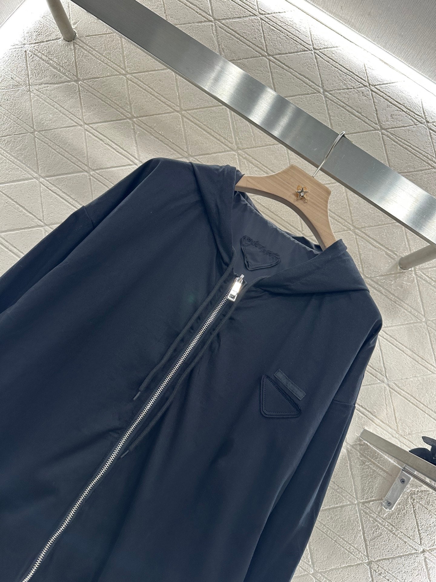 L 25 Reversible Hooded Jacket