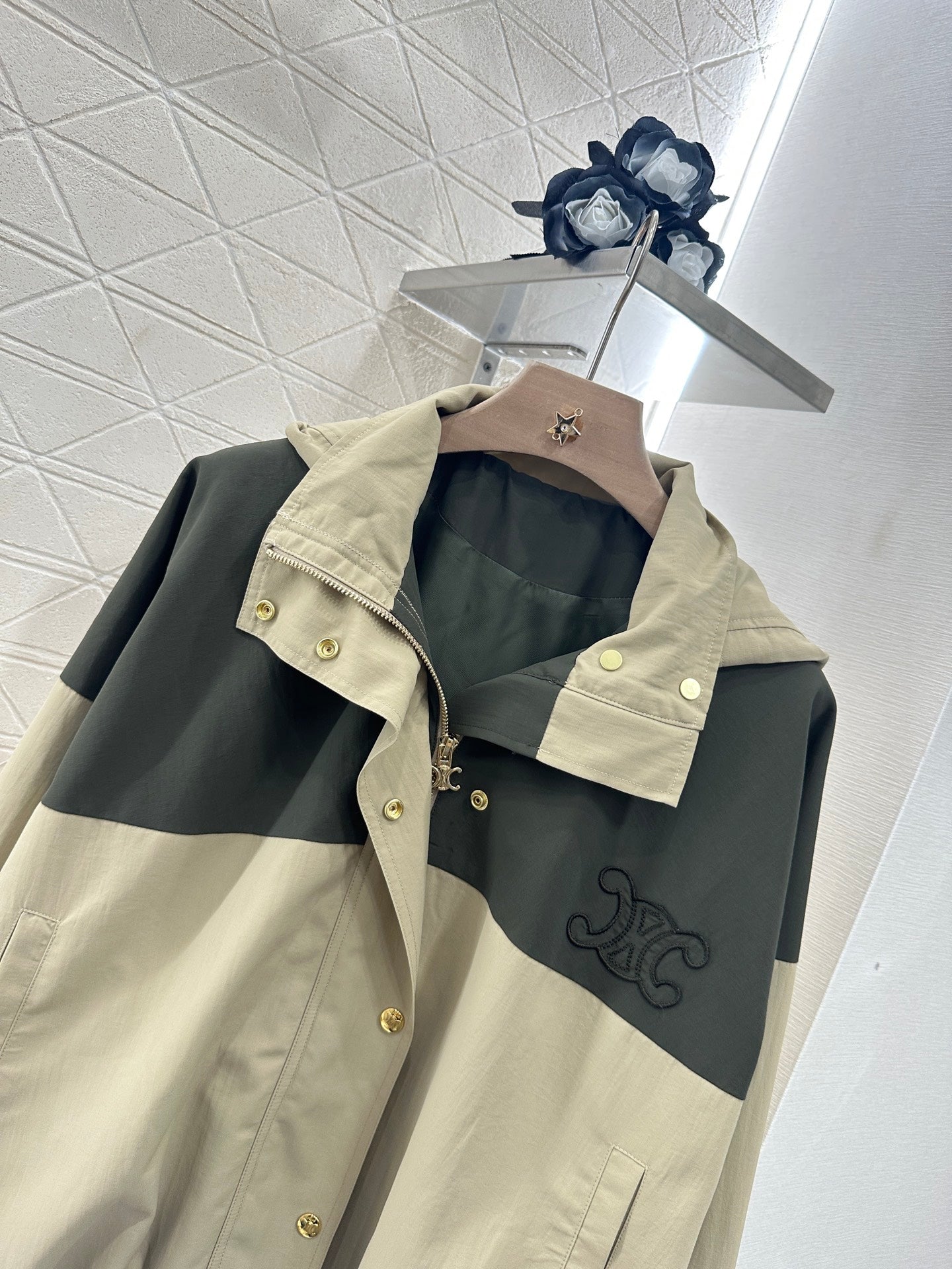 CE 2025  Hooded sun-protective rushing jacket