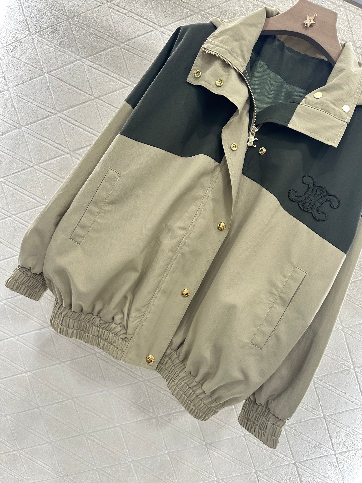 CE 2025  Hooded sun-protective rushing jacket