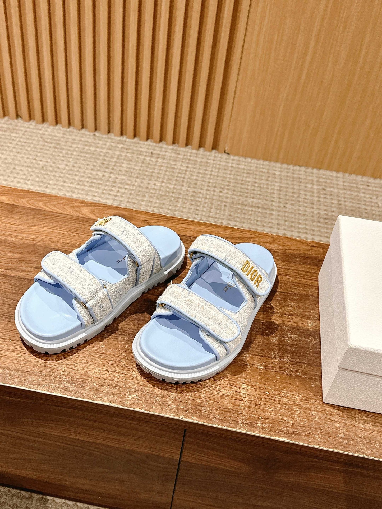 š*New Arrivals Sandals