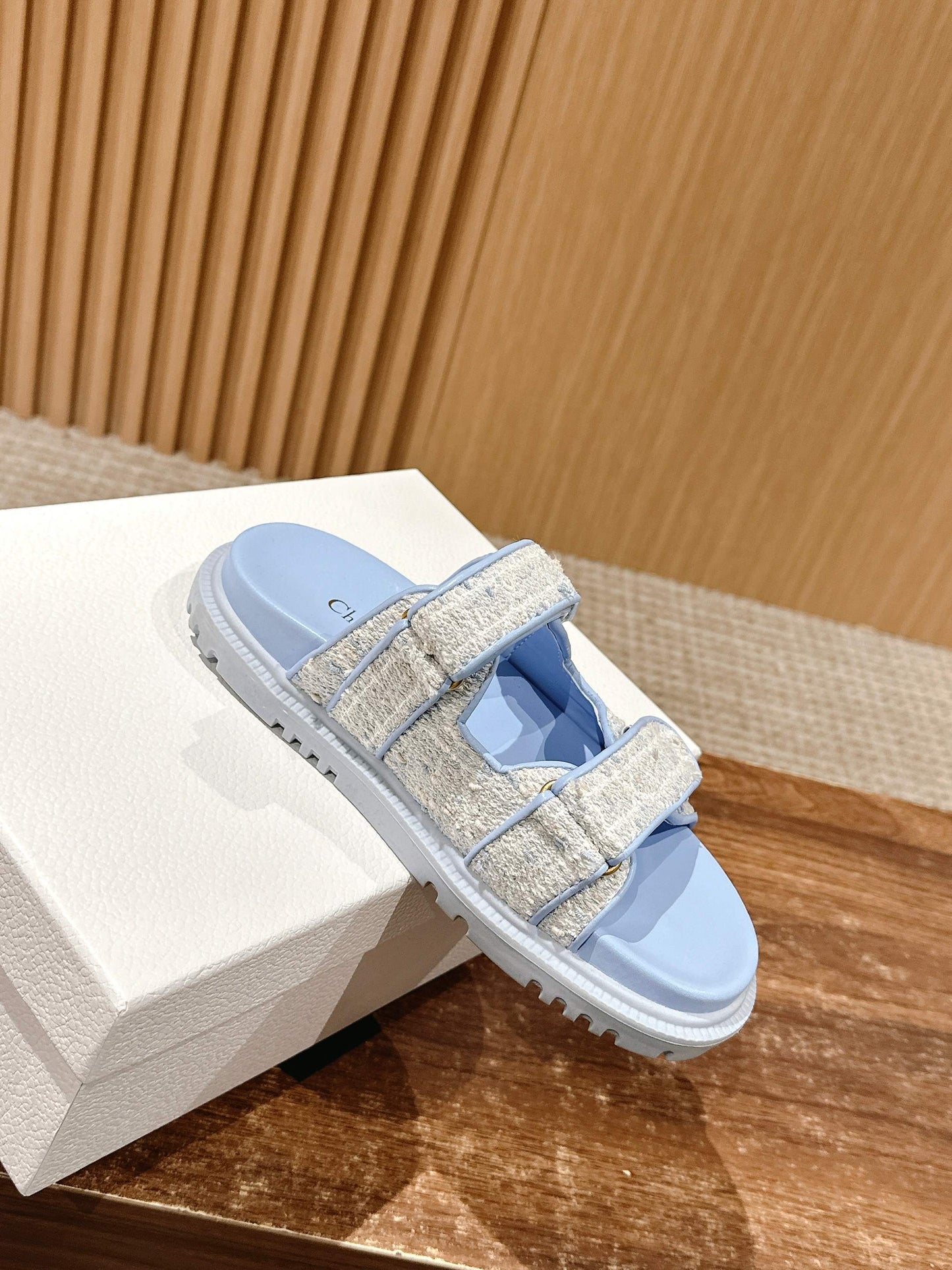 š*New Arrivals Sandals