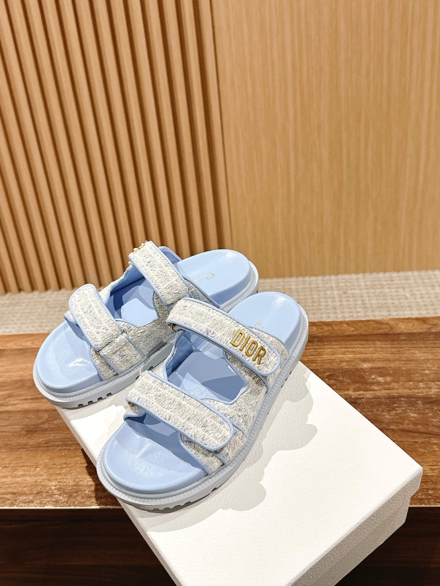 š*New Arrivals Sandals