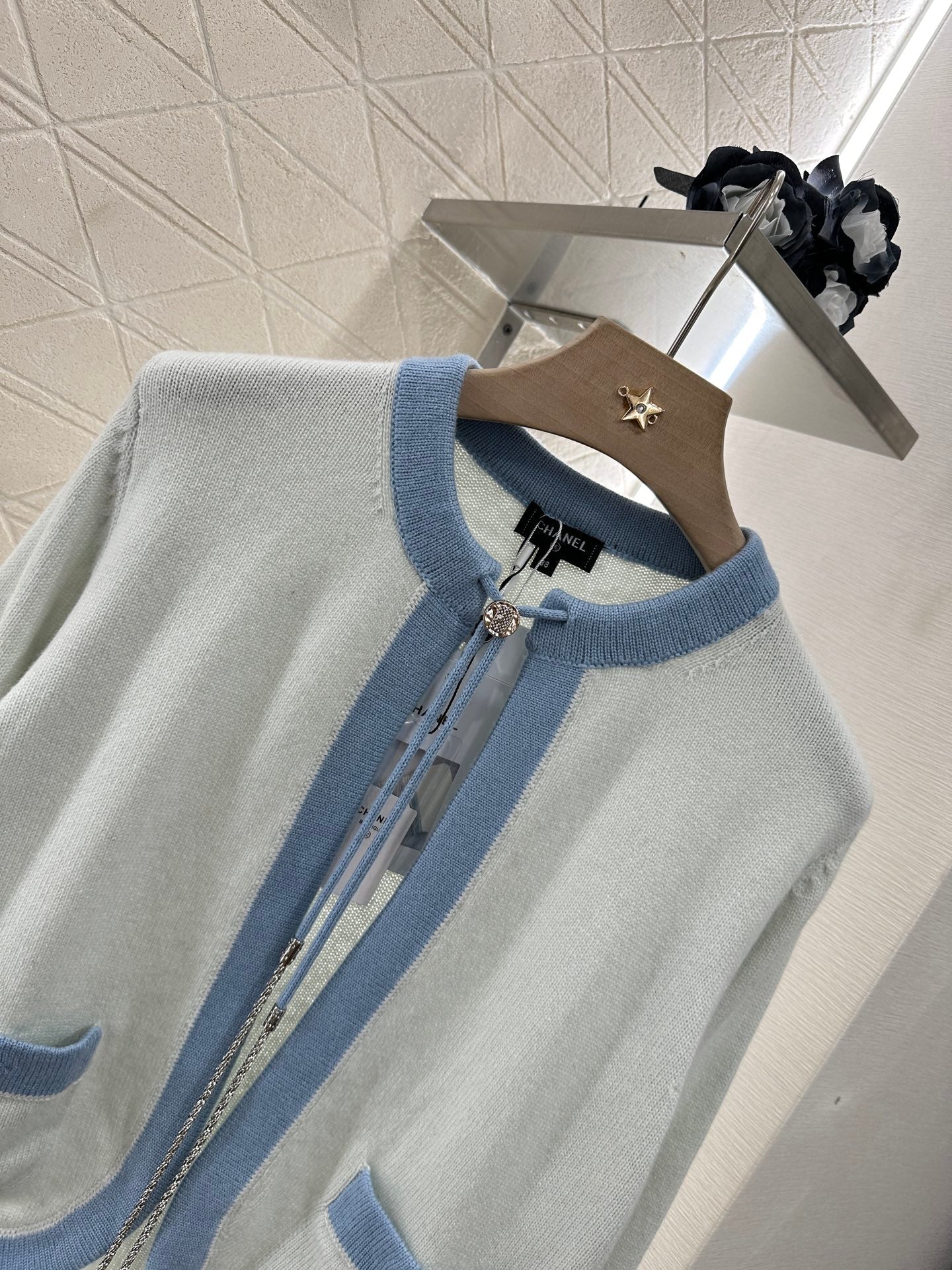 C 2025 new products Knitted cardigan(RED,BLACK,BLUE,LIGHT BLUE,PINK)