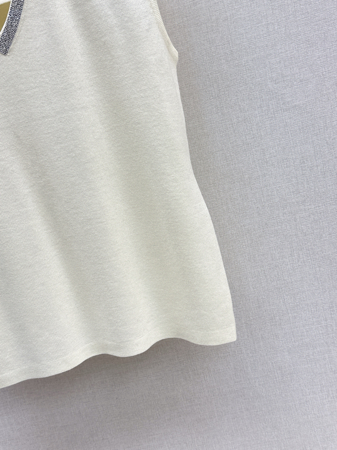 Bru 25fw v-neck vest