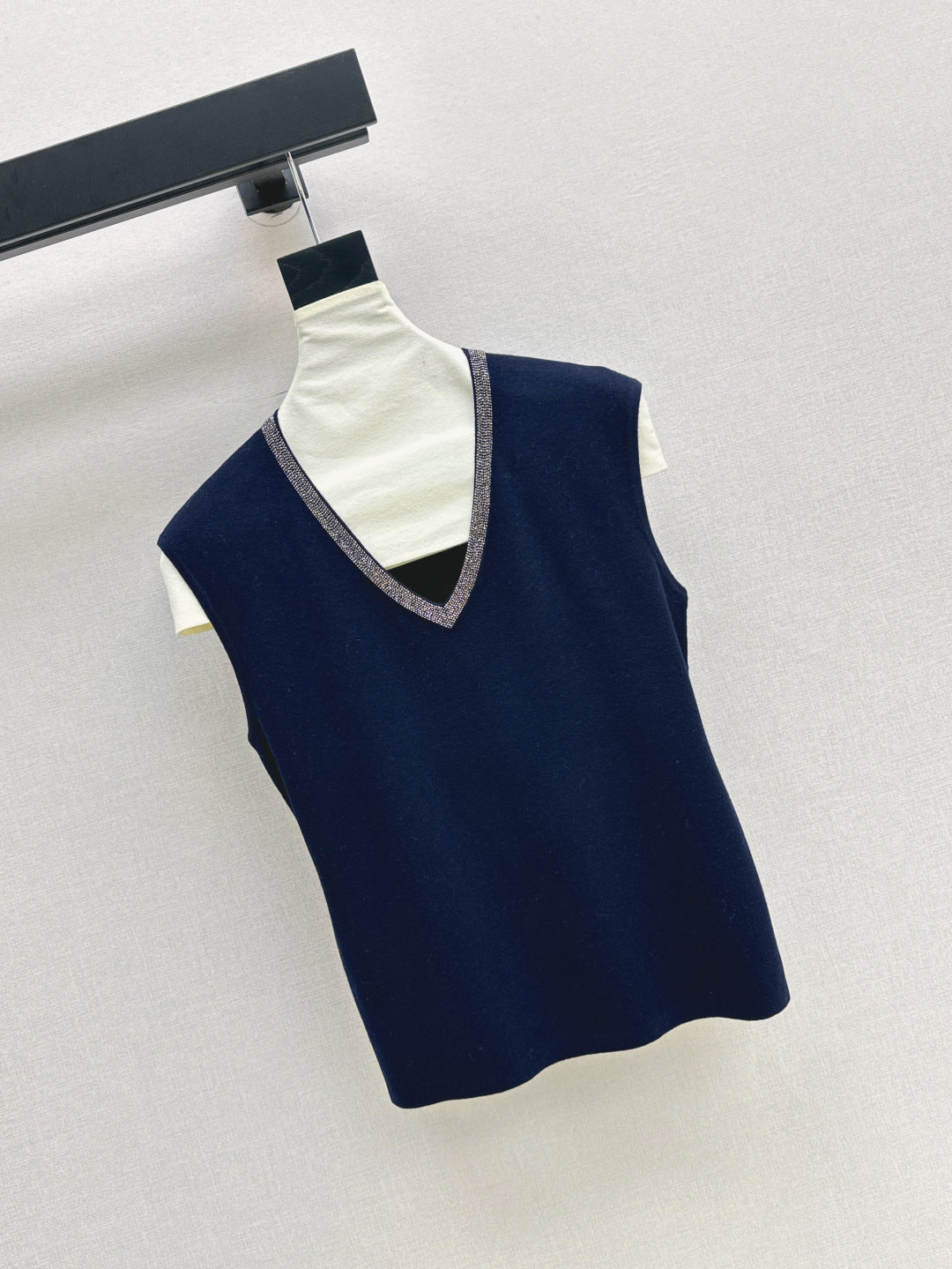 Bru 25fw v-neck vest