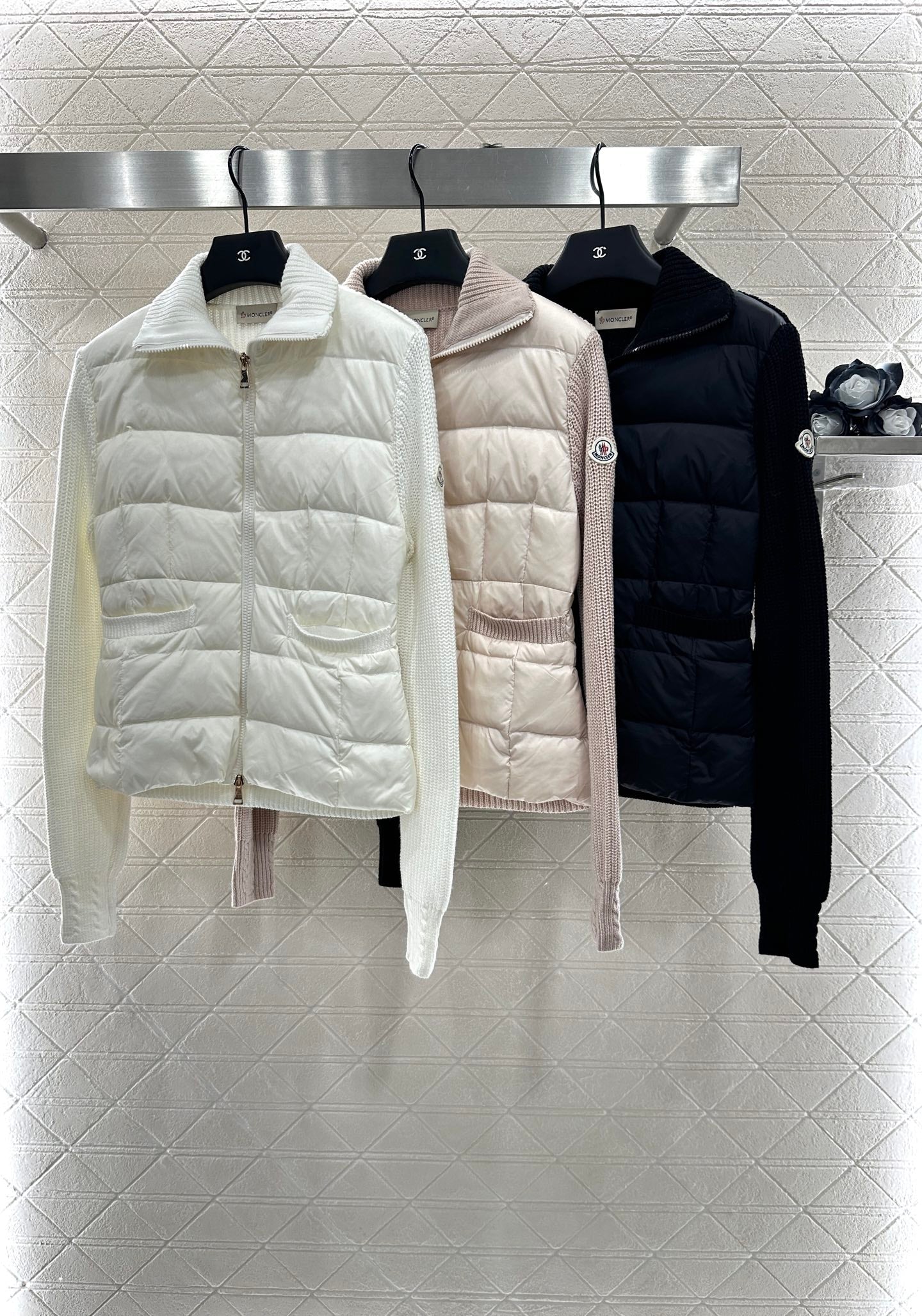 Mon 2025 New Arrival Zip-Up Down Jacket