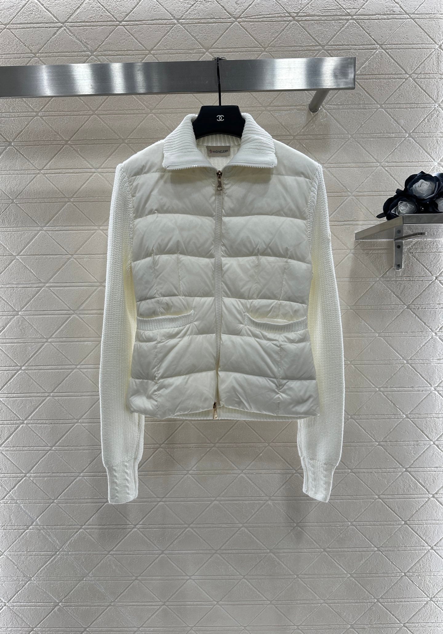 Mon 2025 New Arrival Zip-Up Down Jacket