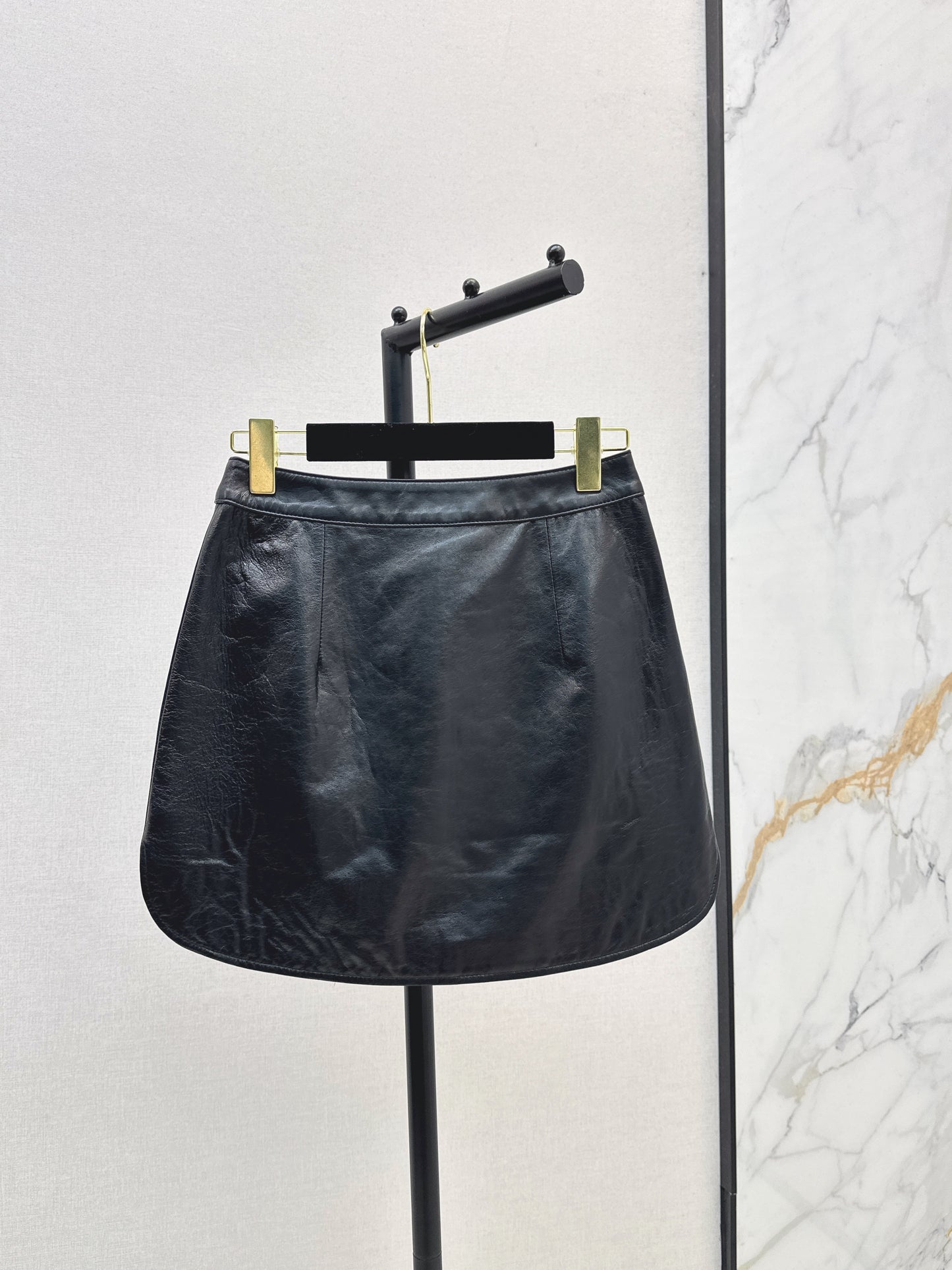 C 25 High-end handmade logo beaded sheepskin skirt(BLACK/BLUE/PINK)
