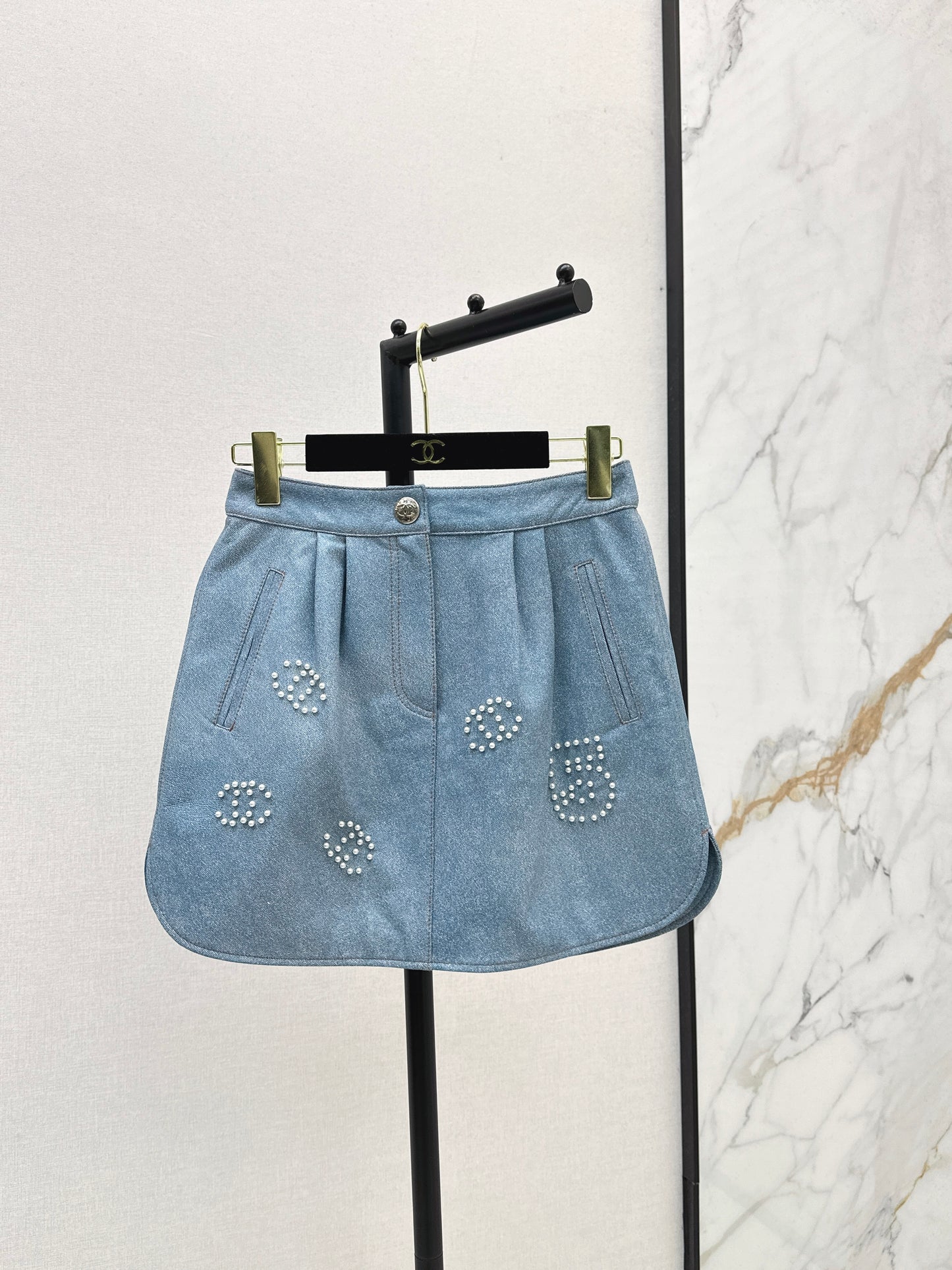 C 25 High-end handmade logo beaded sheepskin skirt(BLACK/BLUE/PINK)