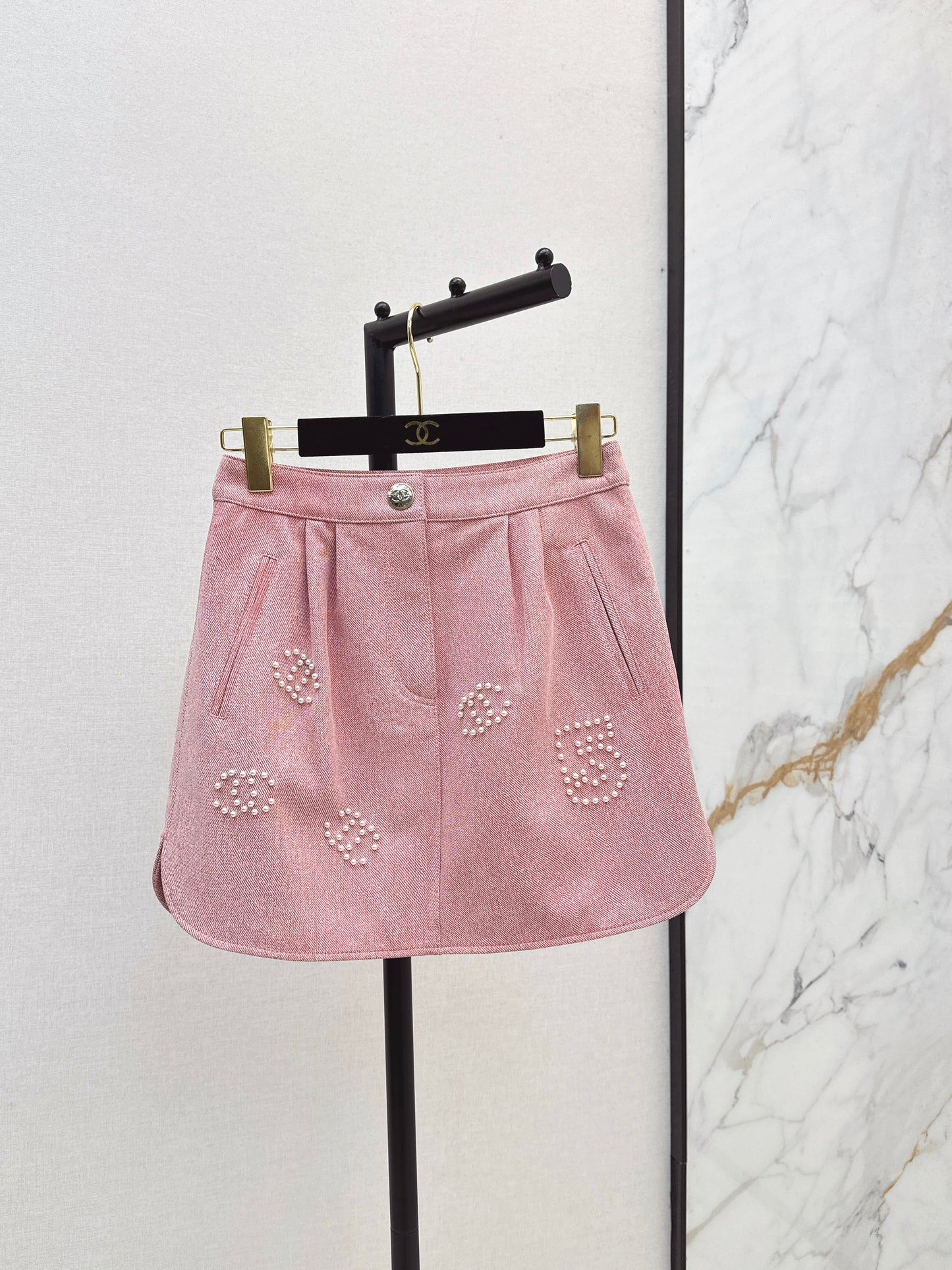 C 25 High-end handmade logo beaded sheepskin skirt(BLACK/BLUE/PINK)