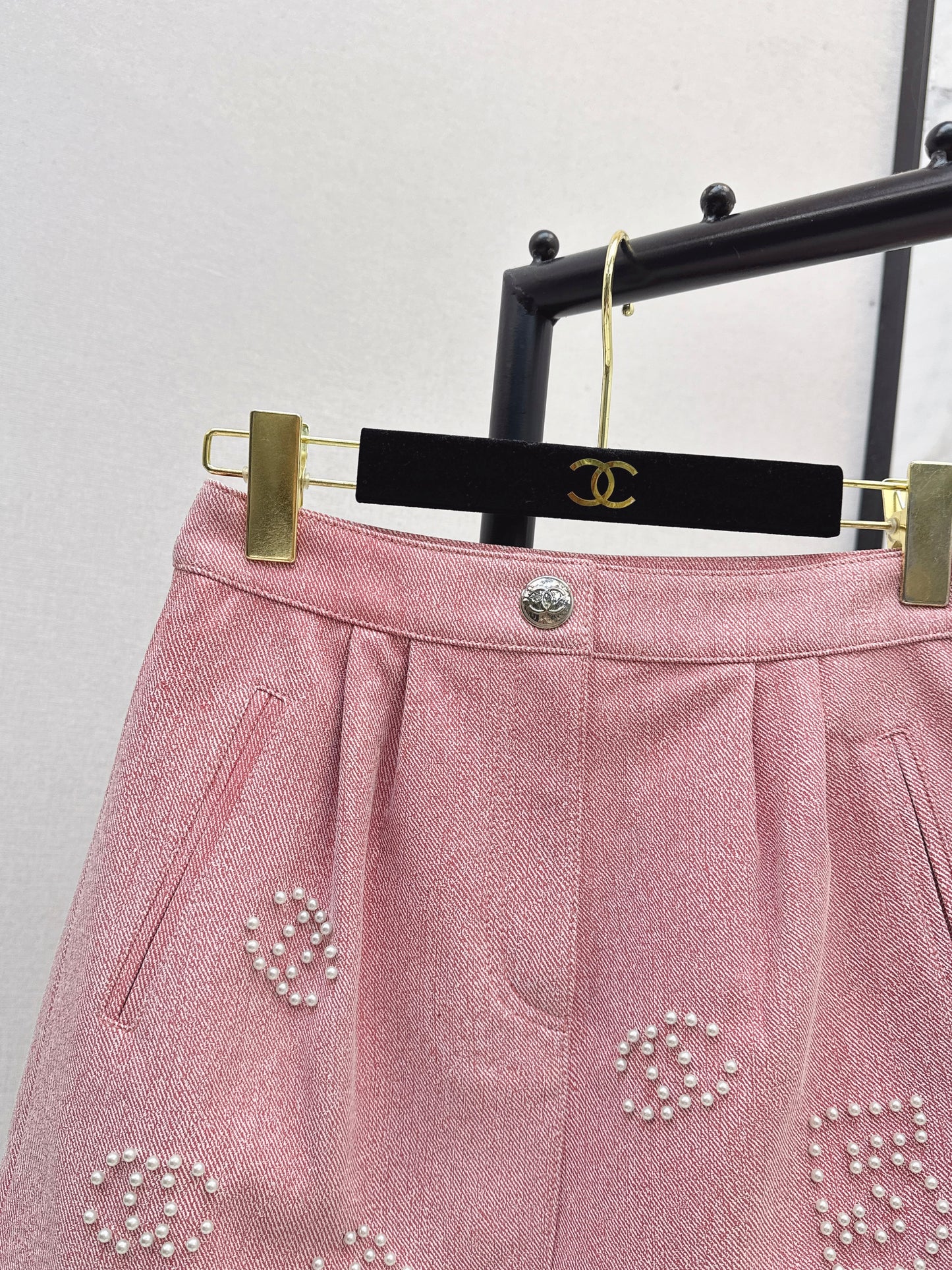 C 25 High-end handmade logo beaded sheepskin skirt(BLACK/BLUE/PINK)
