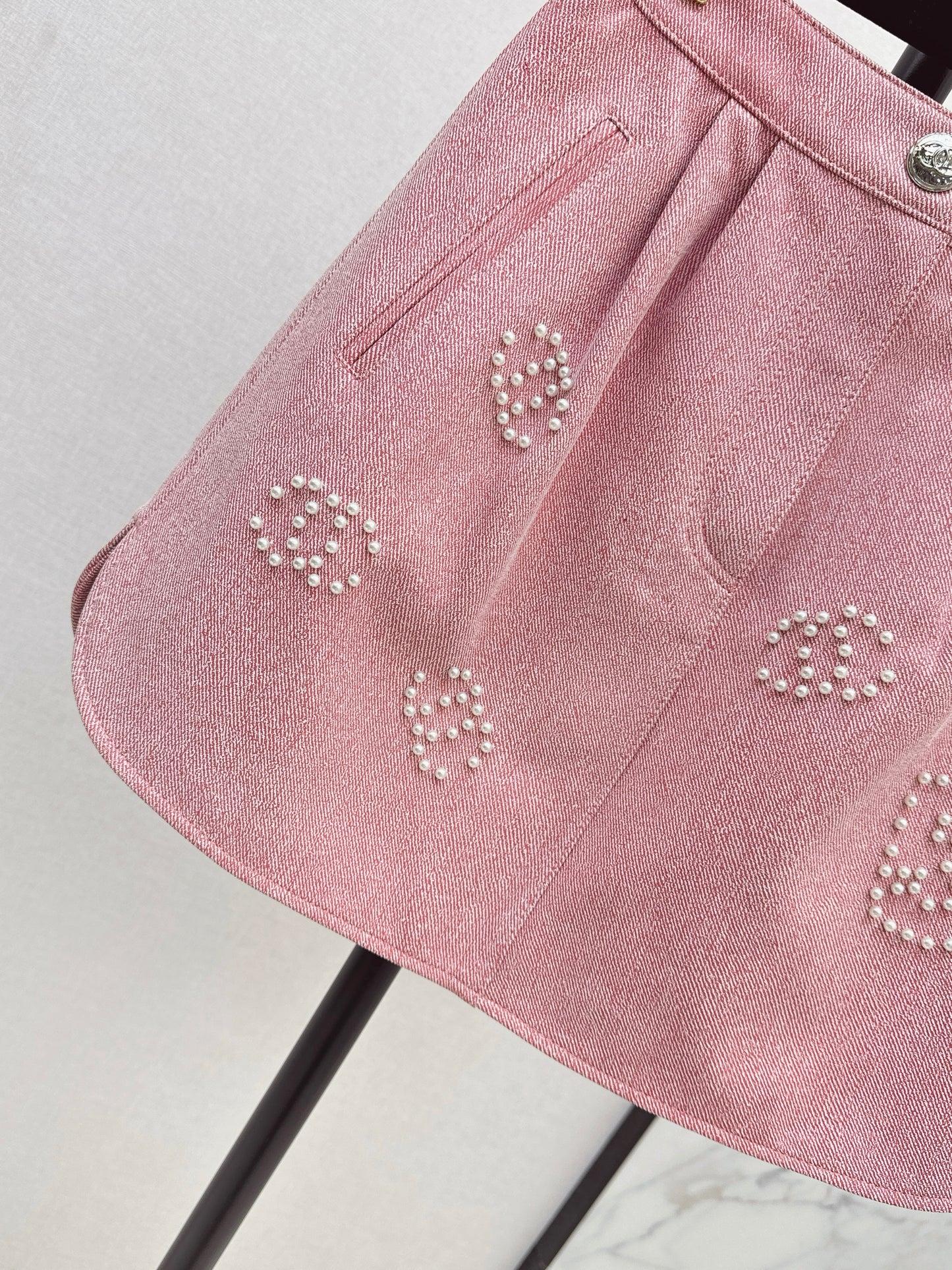 C 25 High-end handmade logo beaded sheepskin skirt(BLACK/BLUE/PINK)