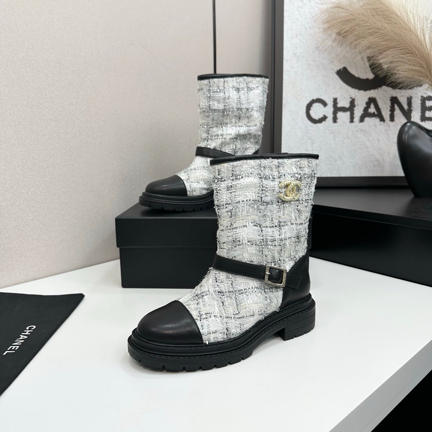 C 25 Cowhide and cloth lined mid calf boots(WHITE/BLACK/YELLOW)