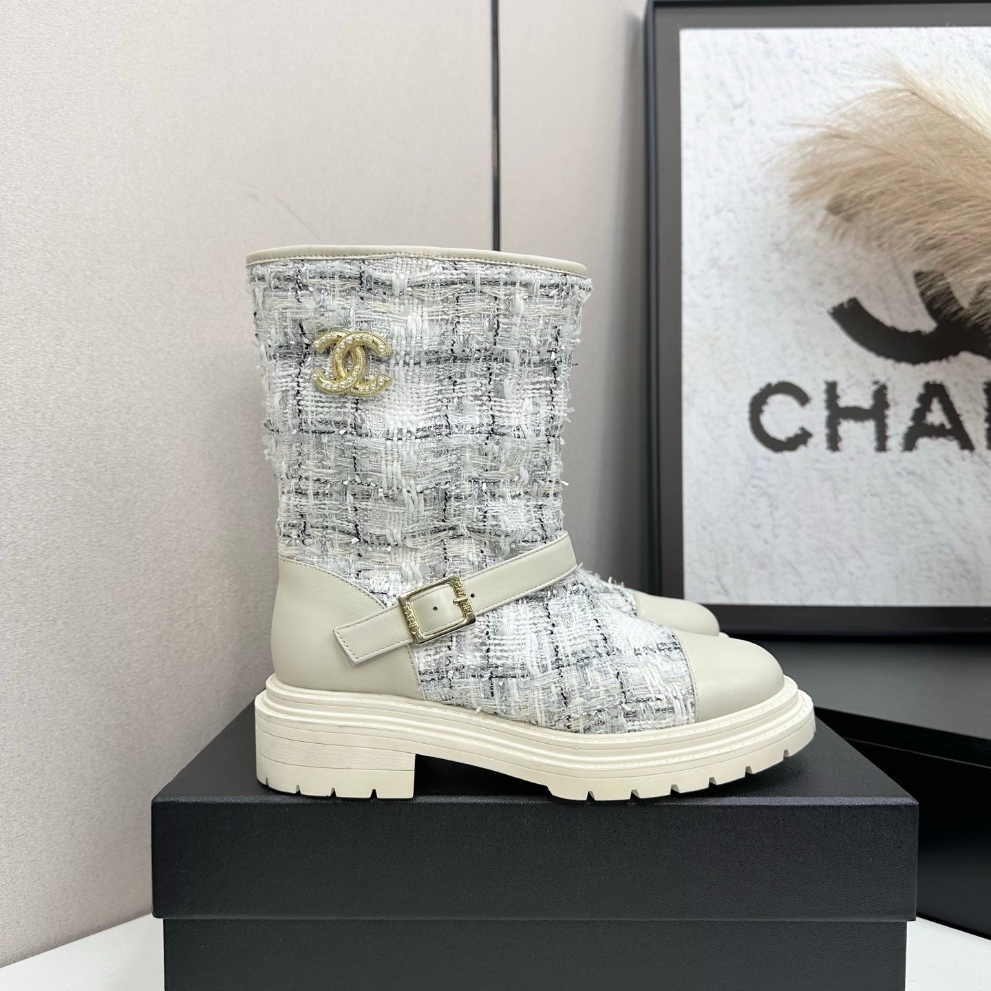 C 25 Cowhide and cloth lined mid calf boots(WHITE/BLACK/YELLOW)