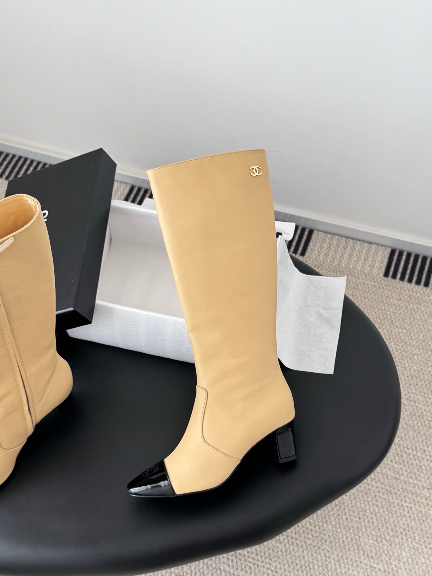 C 25K new high heel boots(WHITE/BLACK/KHAKI)