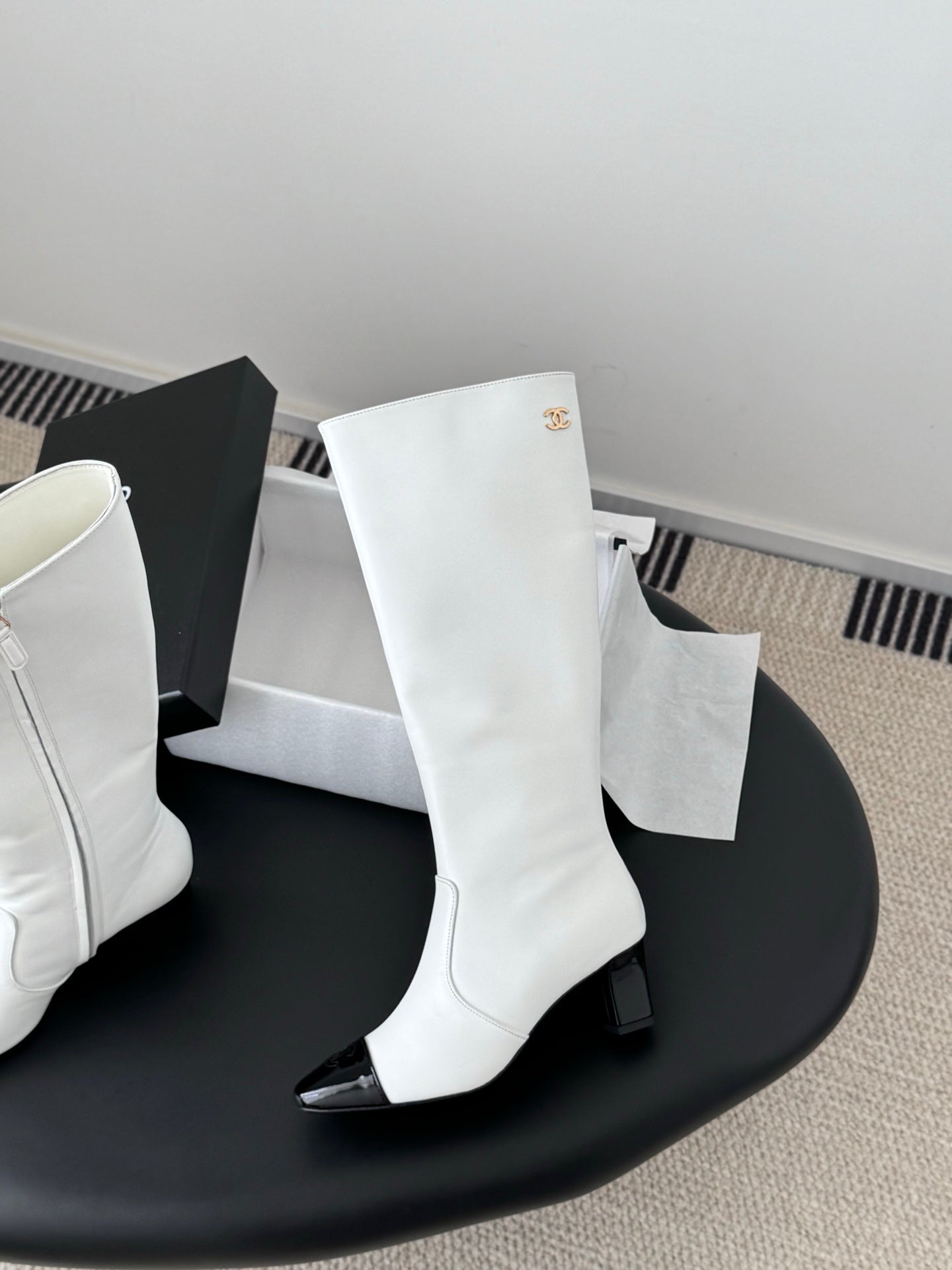 C 25K new high heel boots(WHITE/BLACK/KHAKI)