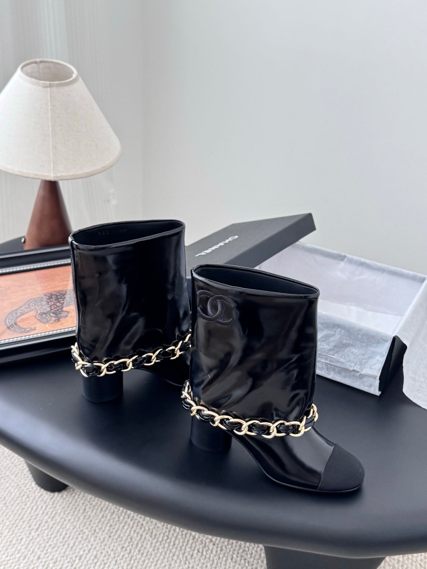 C 25K New chain mid-cut knight boots(Black/Glossy Black)