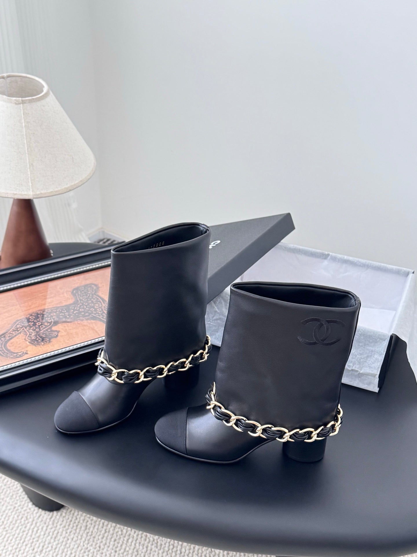 C 25K New chain mid-cut knight boots(Black/Glossy Black)