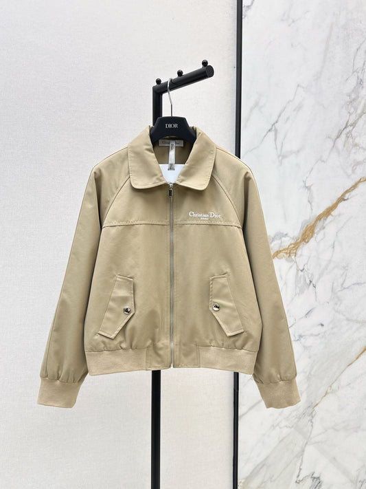 Di 25 Bee Embroidered Round Neck Coat