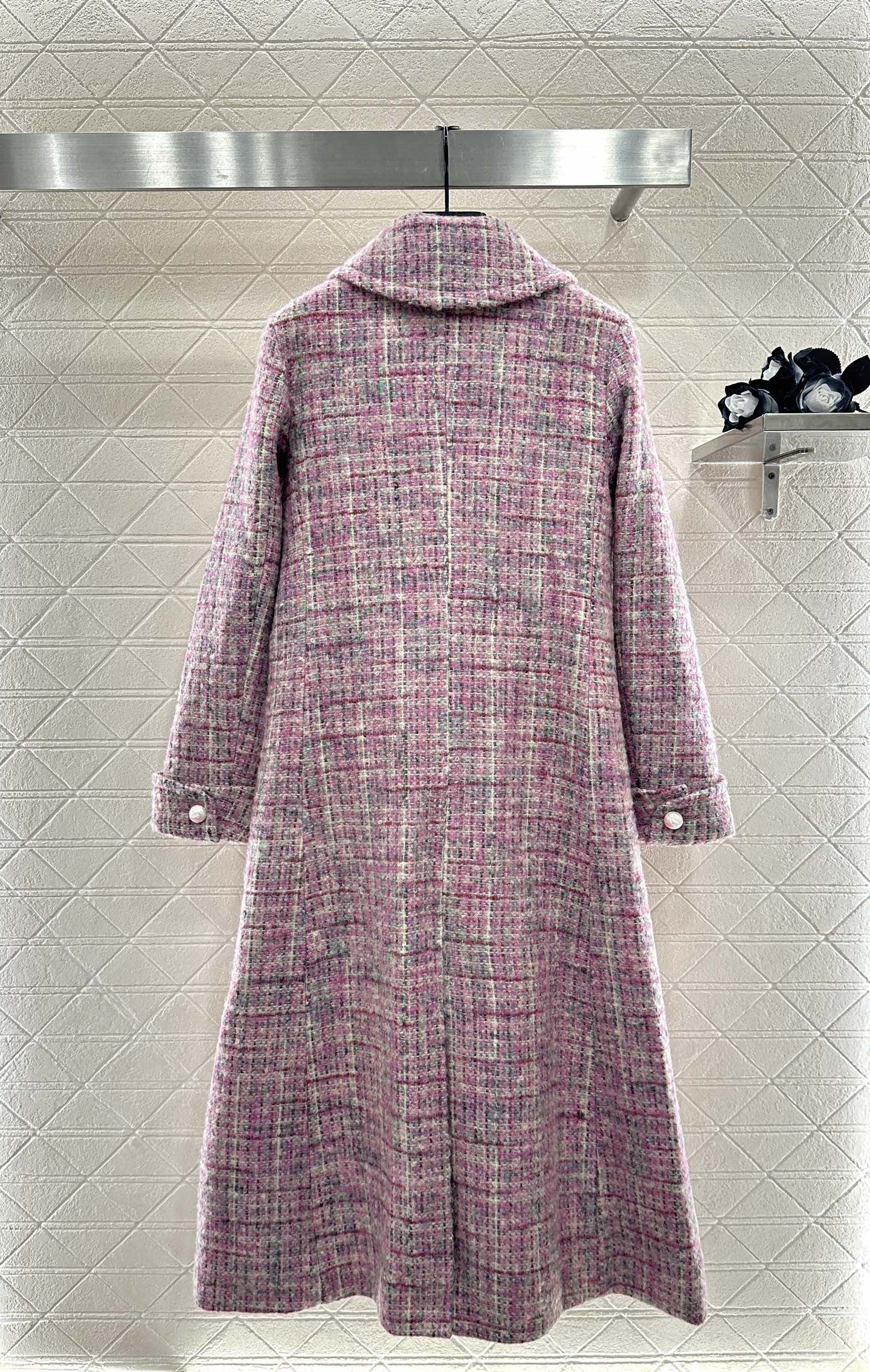 C 25 Check tweed coat