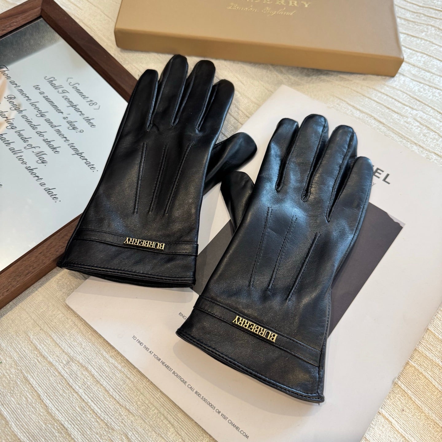 Bur 25 sheepskin gloves