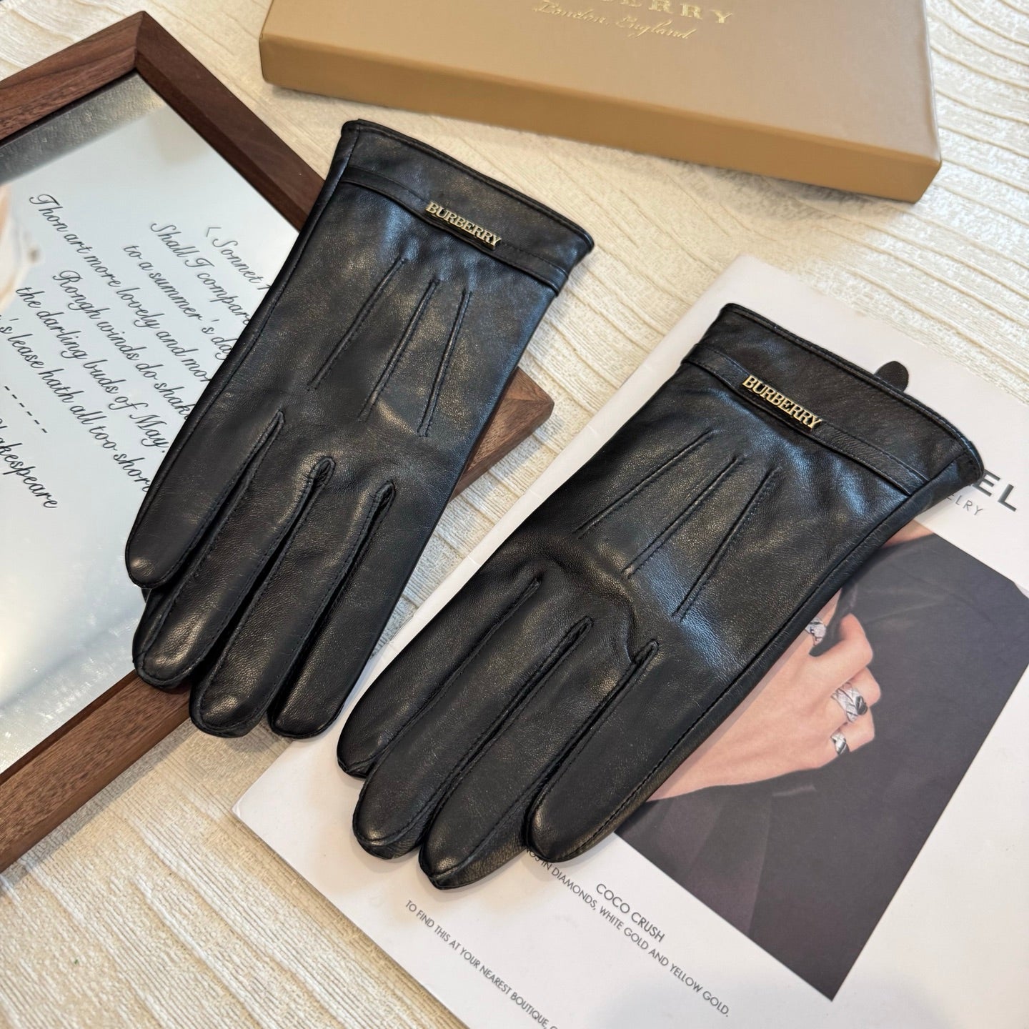 Bur 25 sheepskin gloves