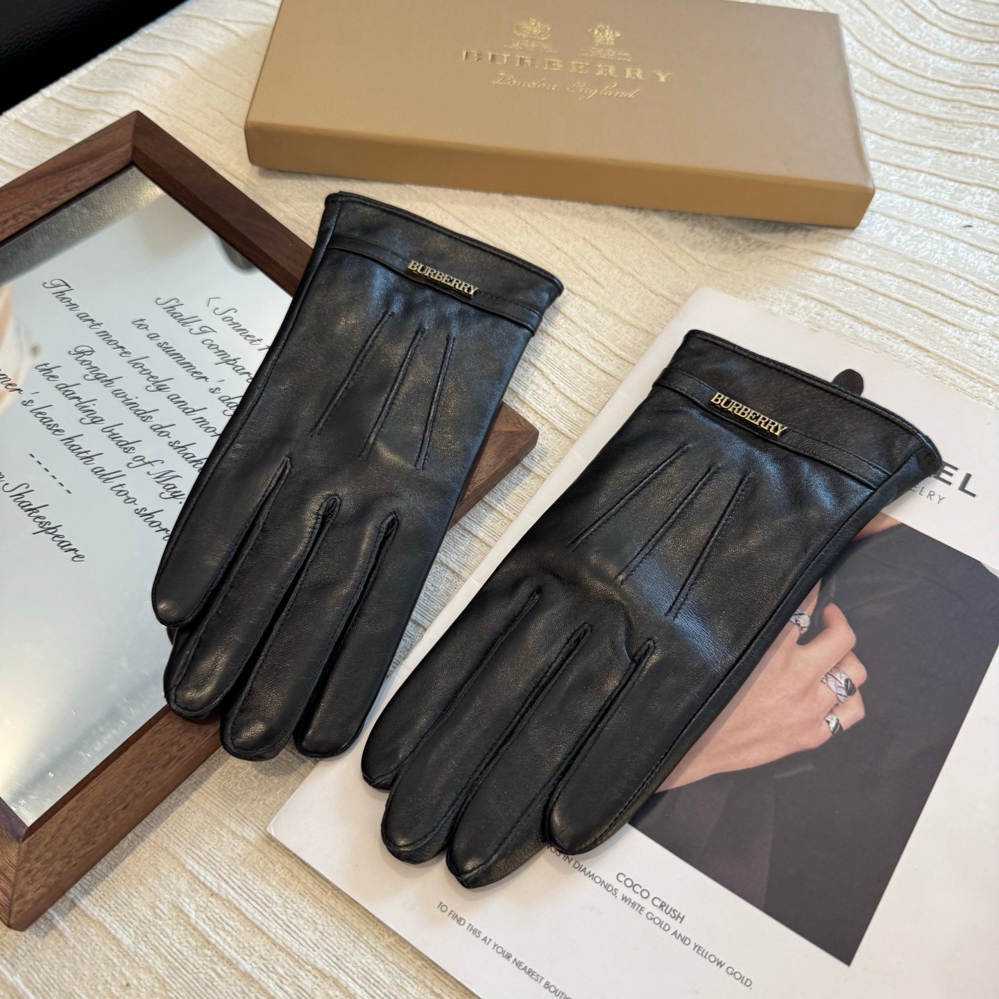 Bur 25 sheepskin gloves