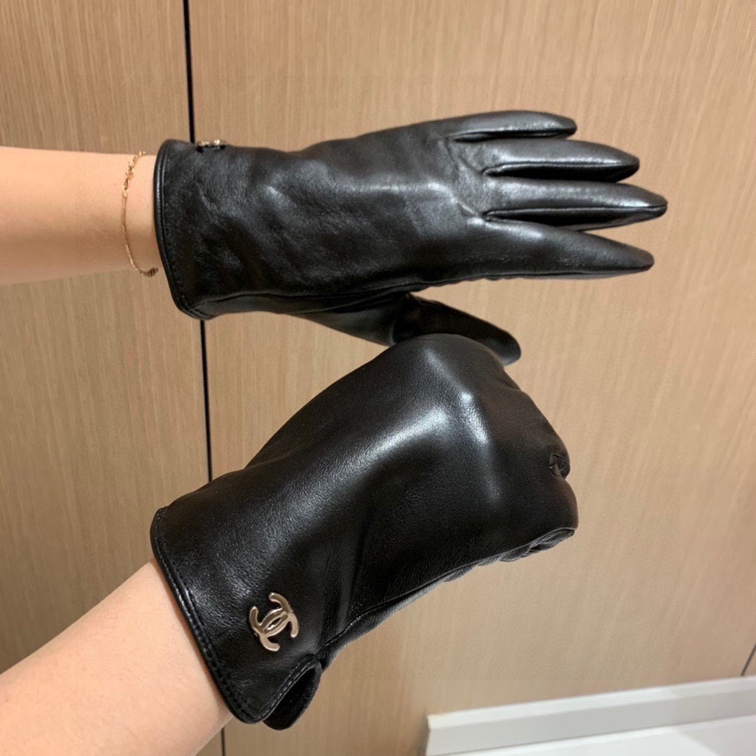C 25 sheepskin gloves