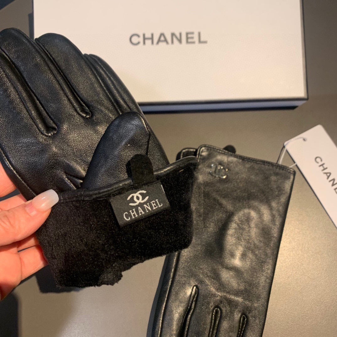 C 25 sheepskin gloves