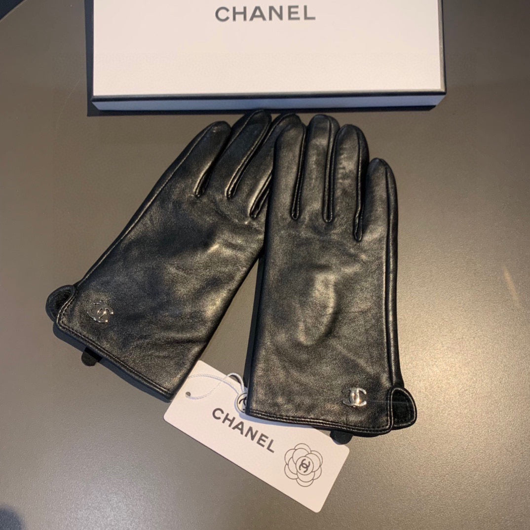 C 25 sheepskin gloves