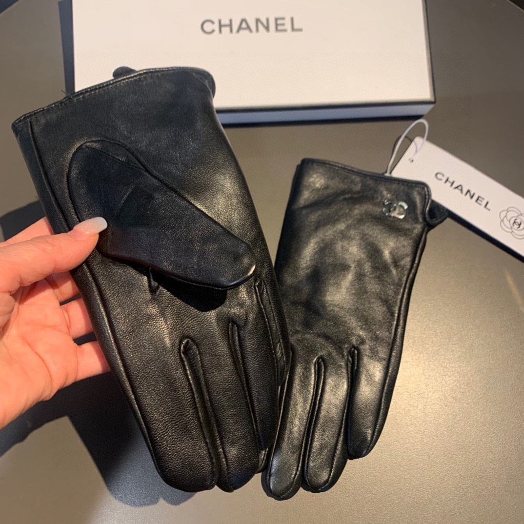 C 25 sheepskin gloves