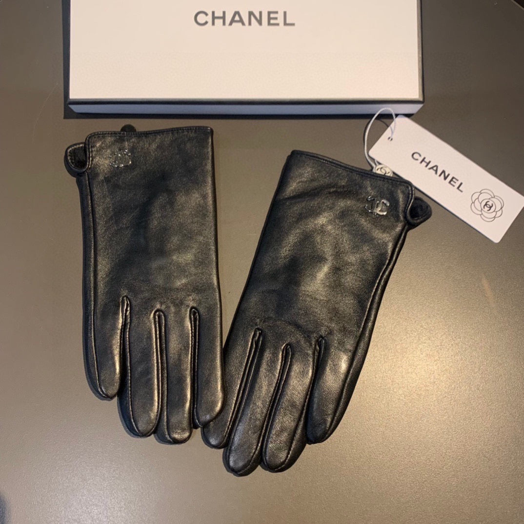 C 25 sheepskin gloves
