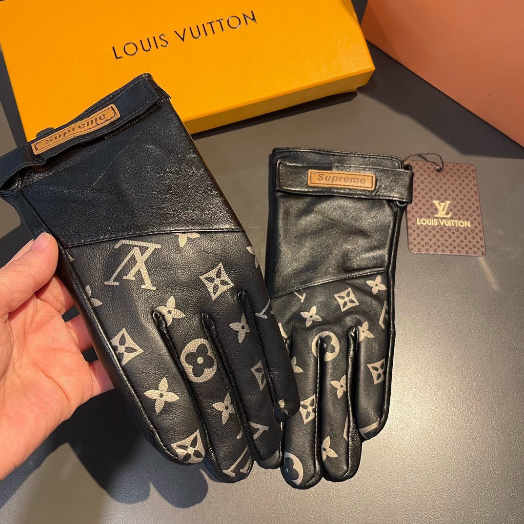 L 25 Co-branded logo printed sheepskin gloves