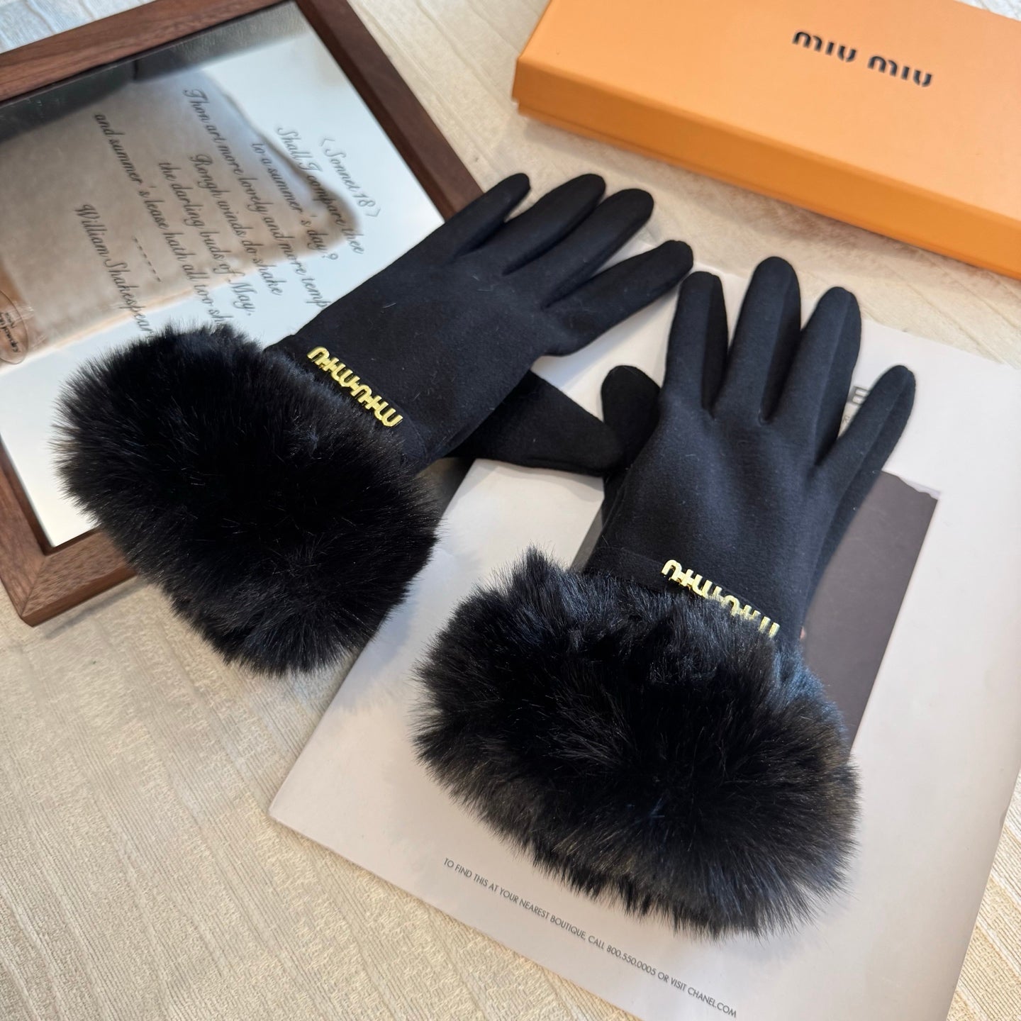 Mi 25 Lazy rabbit wool gloves
