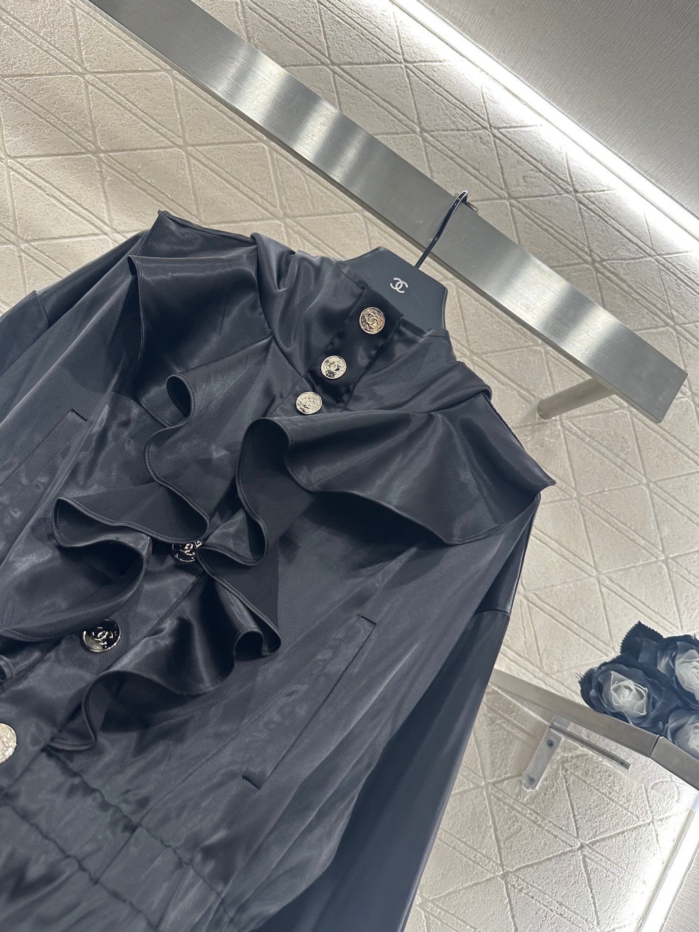 C 25 Lace mid-length trench coat