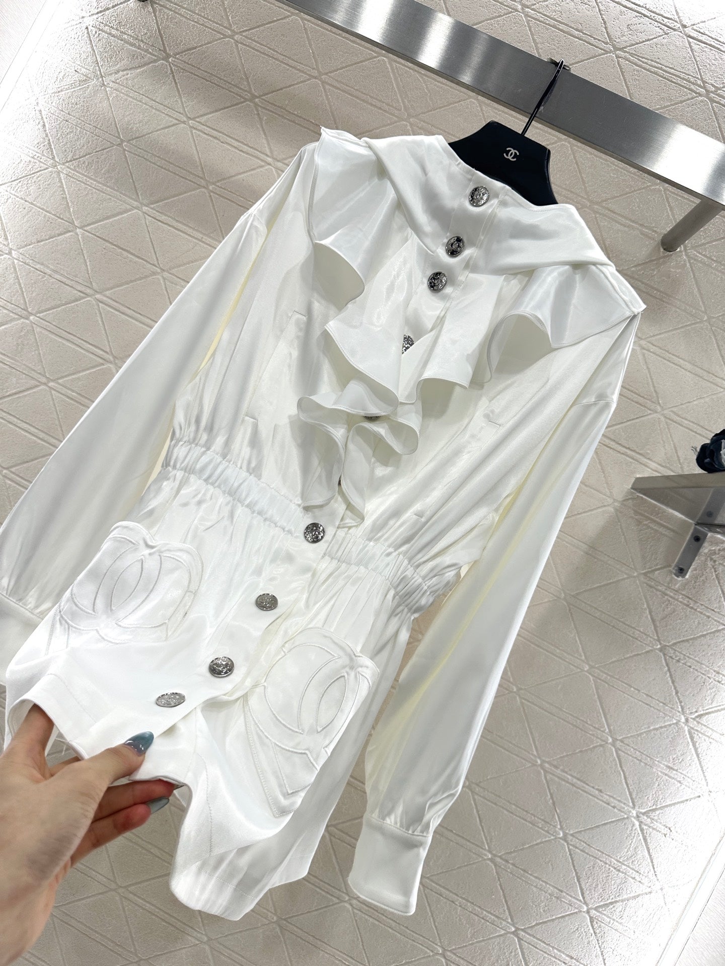 C 25 Lace mid-length trench coat